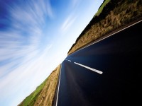 /album/bilder-landscape/strasse-zum-horizont-blau-schwarz-grun-jpg/